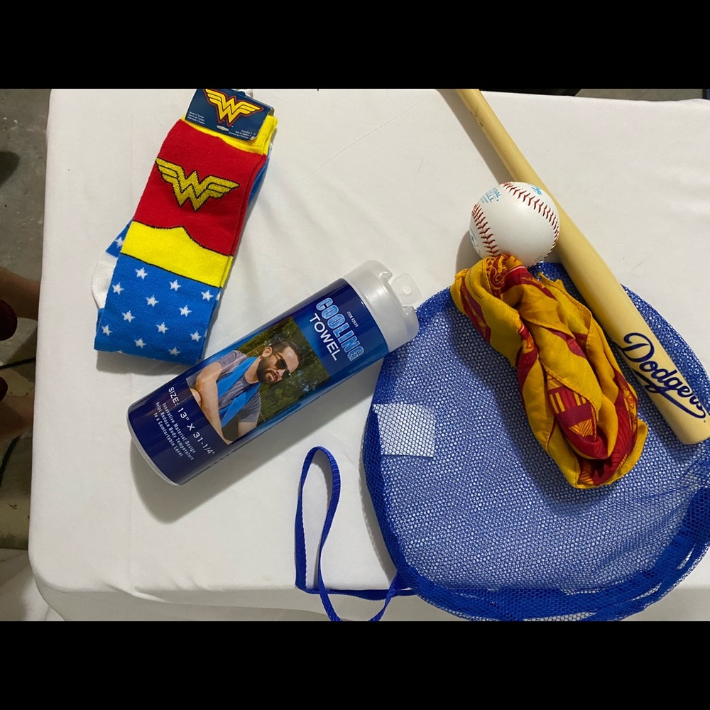 Fun pack. - Picture 2 of 5